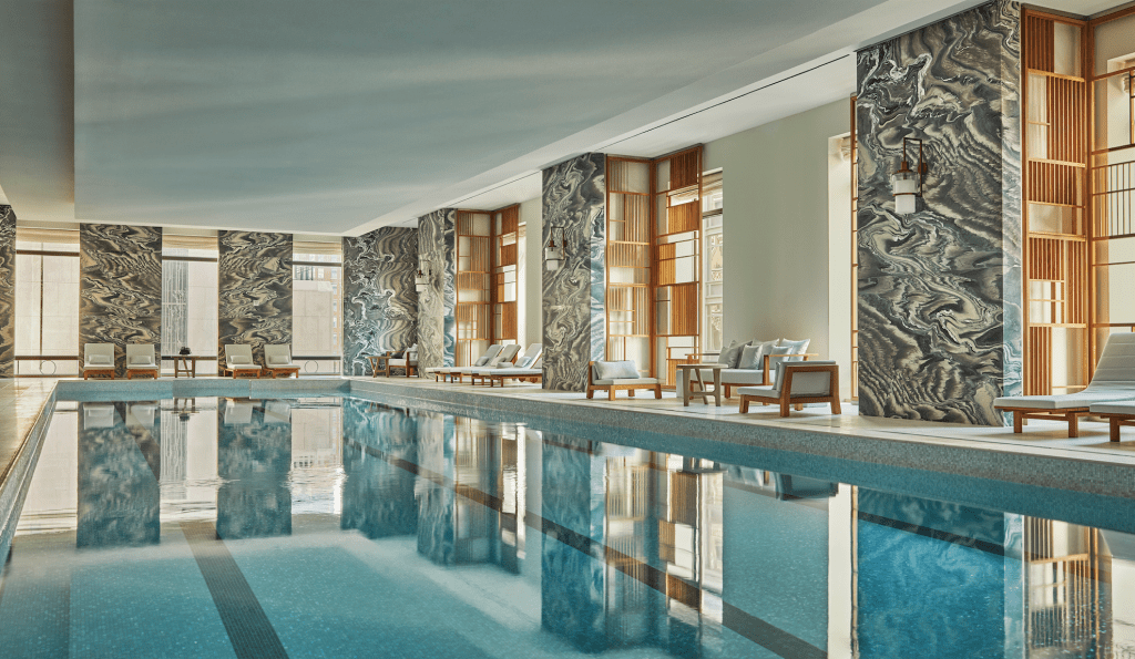 Pool Four Seasons Hotel New York Downtown - Photo by Christian Horan