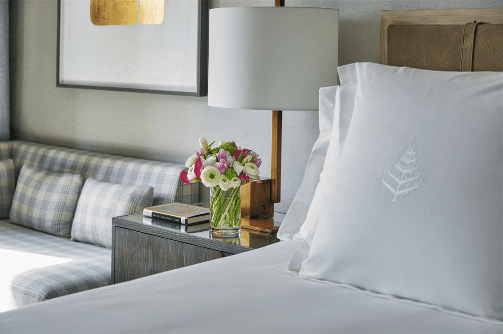 Room Details Four Seasons New York Downtown - Photo by Christian Horan