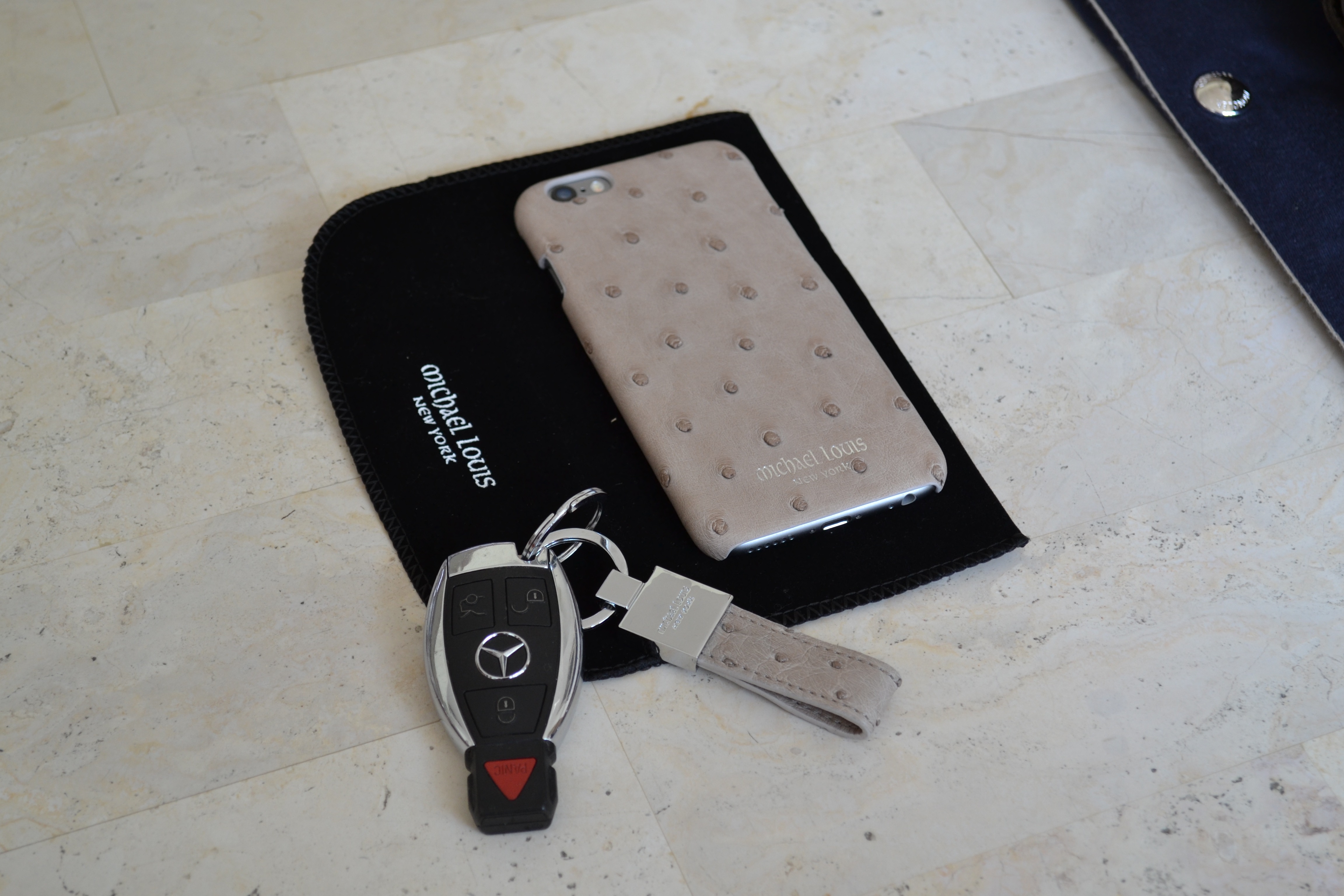 Michael Louis Grey Ostrich iPhone 6 Case and Key Holder