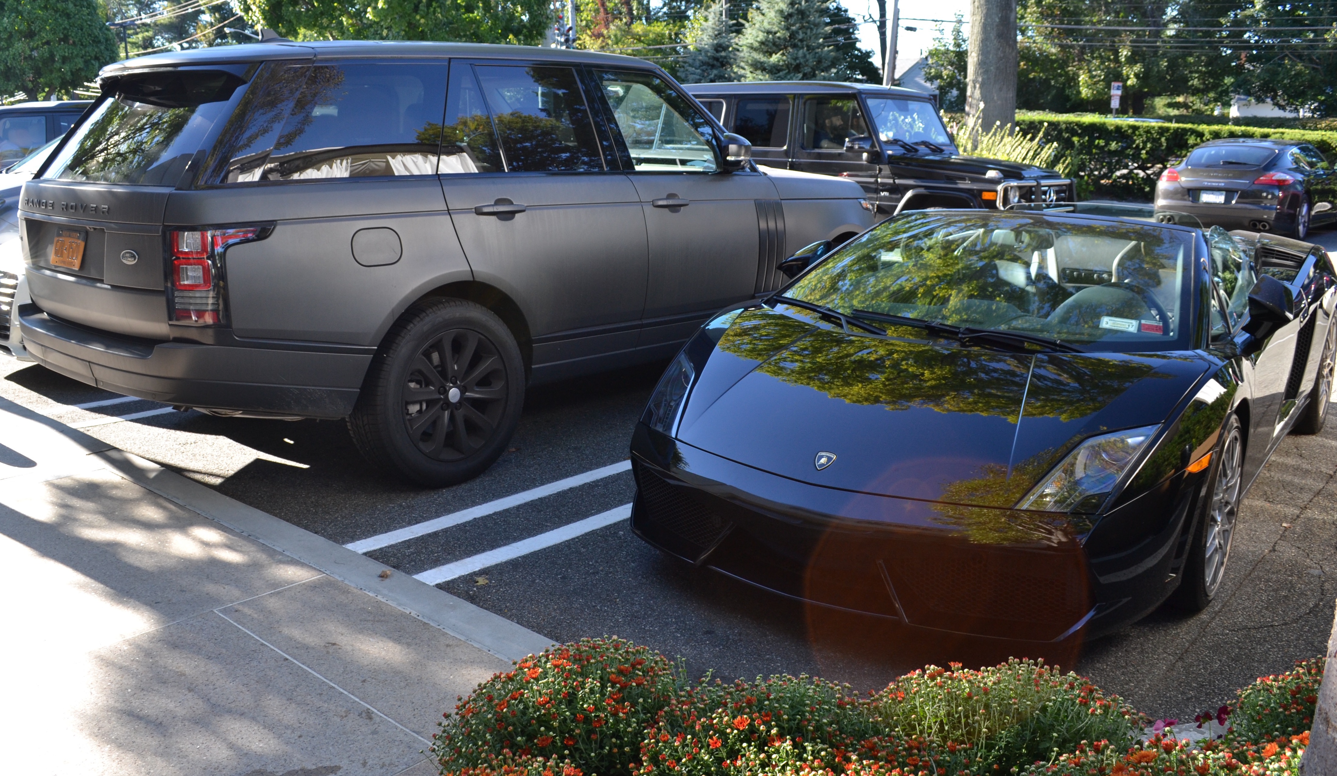 Matte Grey Range Rover and Black Lamborghini Gallardo - Photo by Linda Z