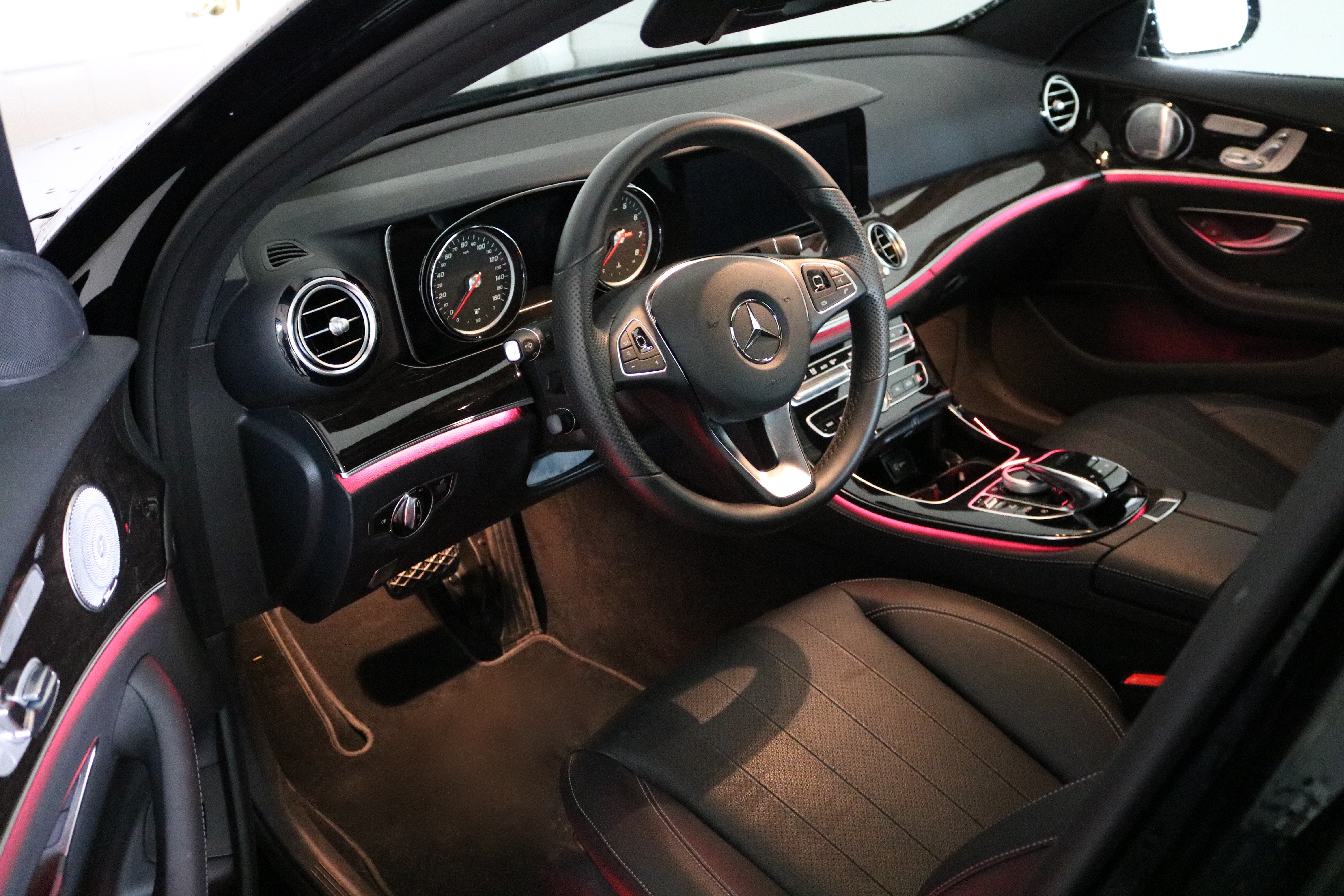 Mercedes Benz E-300 Interior Ambiance Lighting - The Luxury Lifestyle Magazine