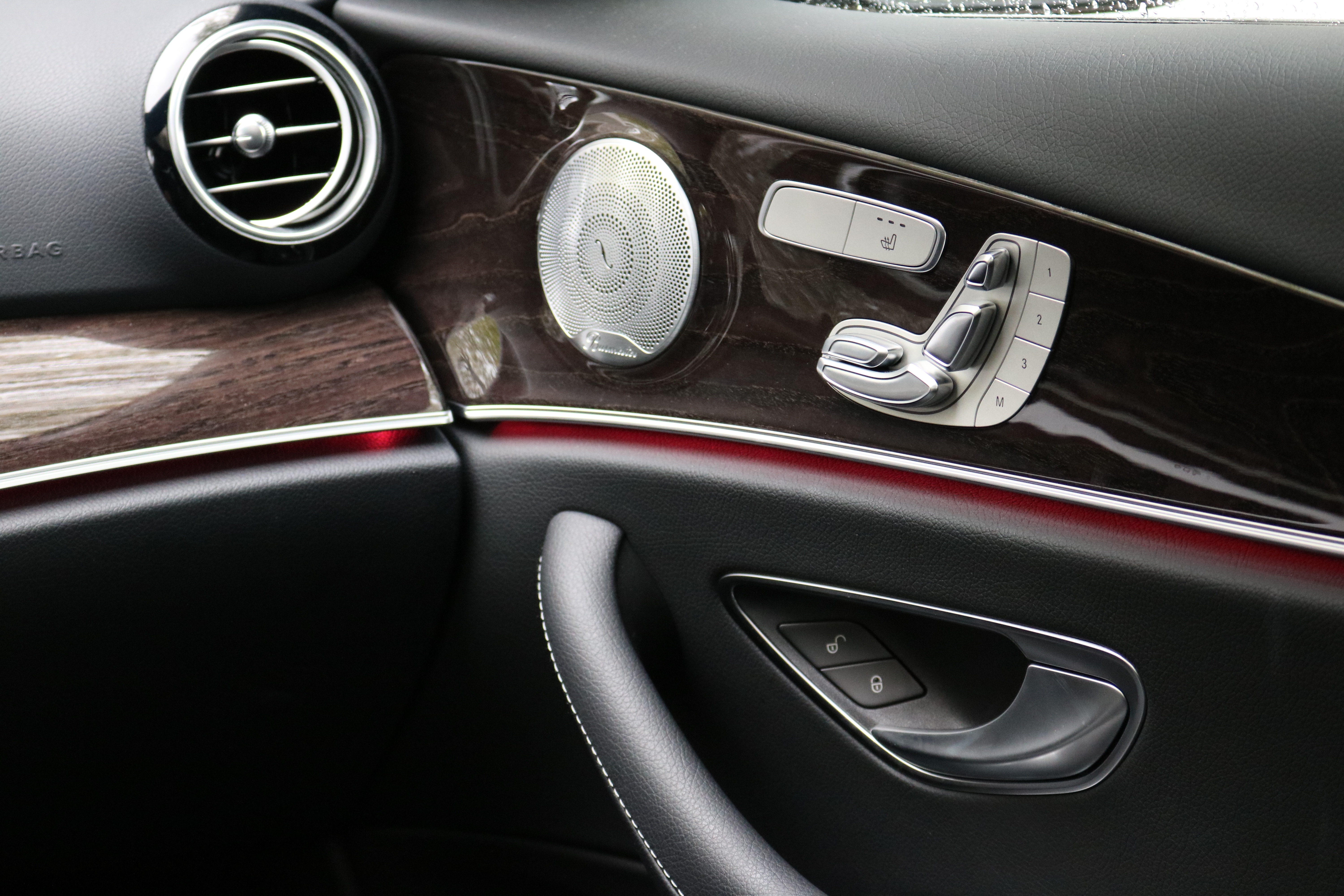 Mercedes Benz E-300 Interior Passenger Door Details