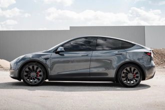 Tesla SUV Auto Pilot - The Luxury Lifestyle Magazine