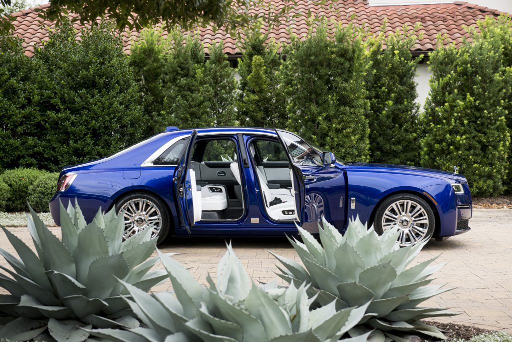 Rolls-Royce Ghost II in Salamanca Blue - The Luxury Lifestyle Magazine - Photo: James Lipman 